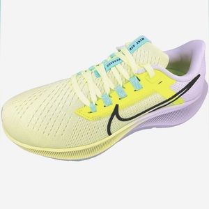 Nike Women’s Air Zoom Pegasus 38 Running Shoes